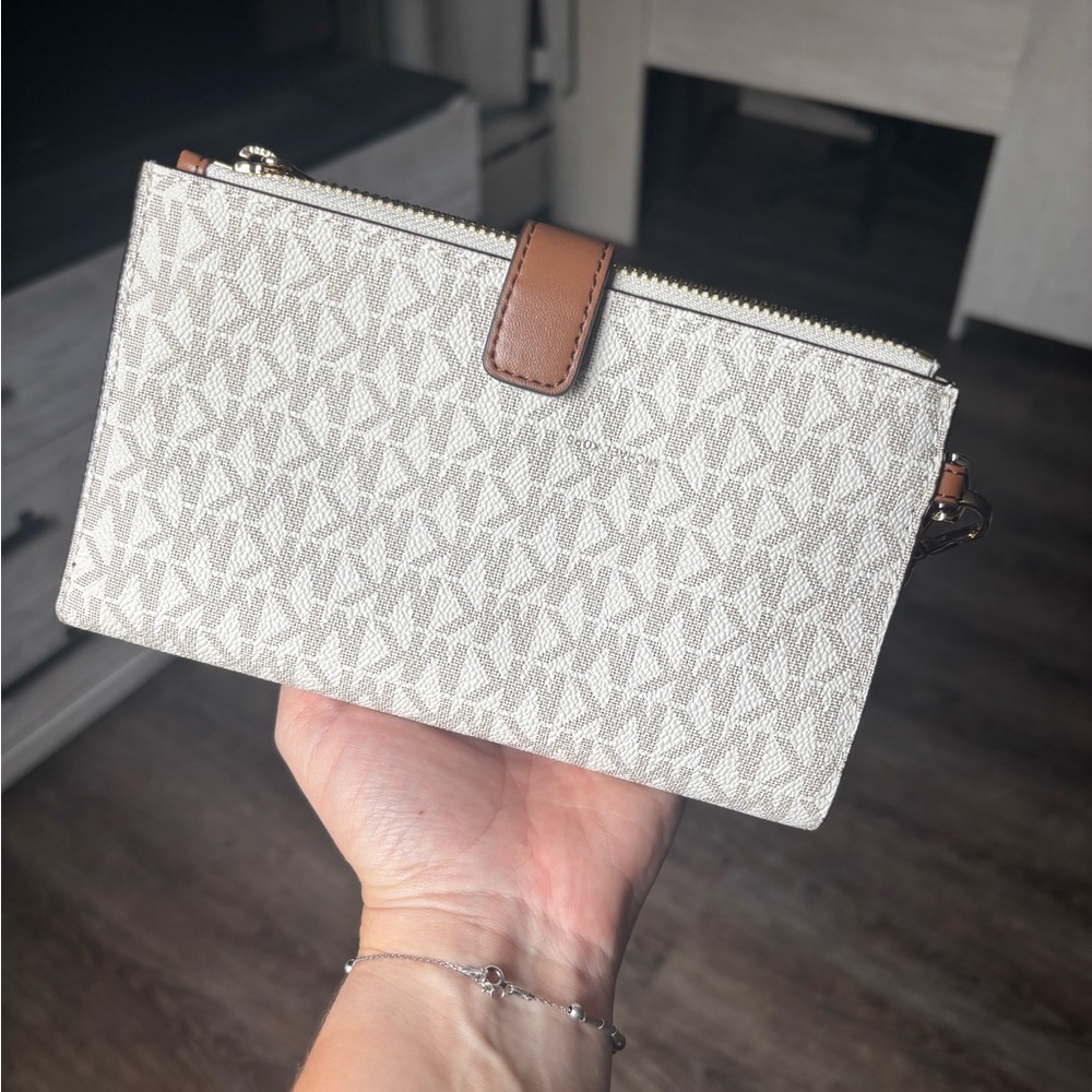 Michael Kors Cream and Brown Wristlet - Picture 2 of 3